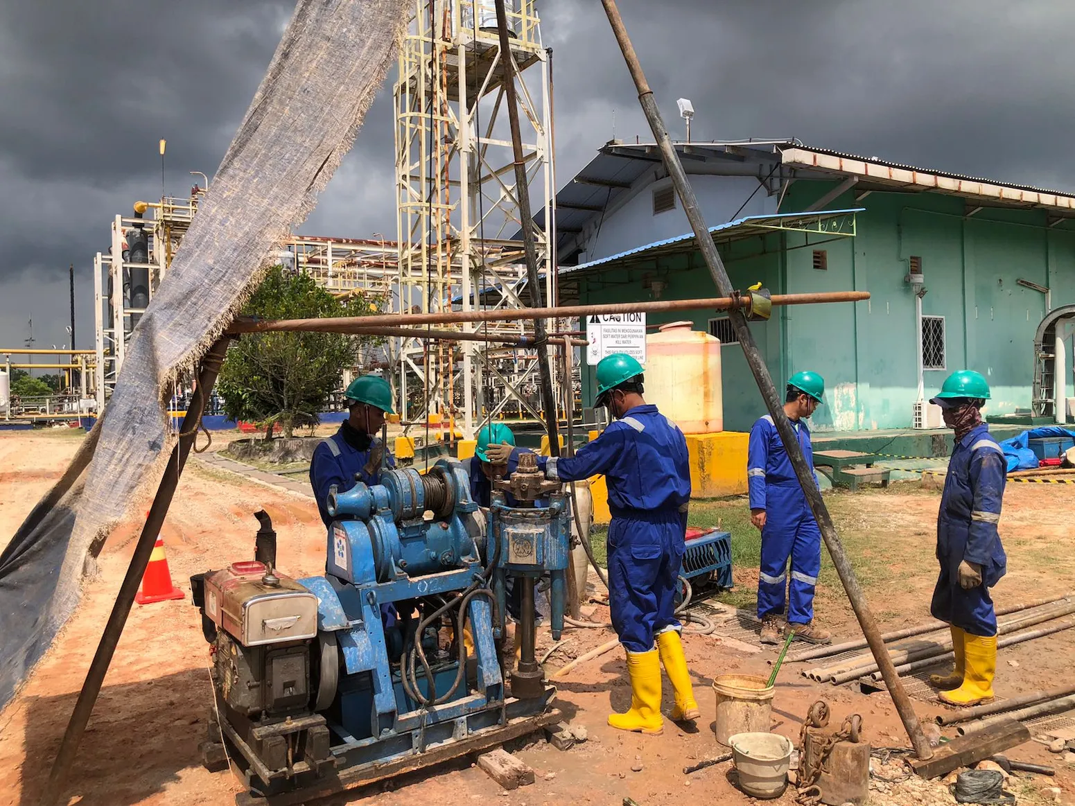 Jasa Geotechnical Engineering - Soil Test meliputi Sondir, Boring, dan pengujian SPT